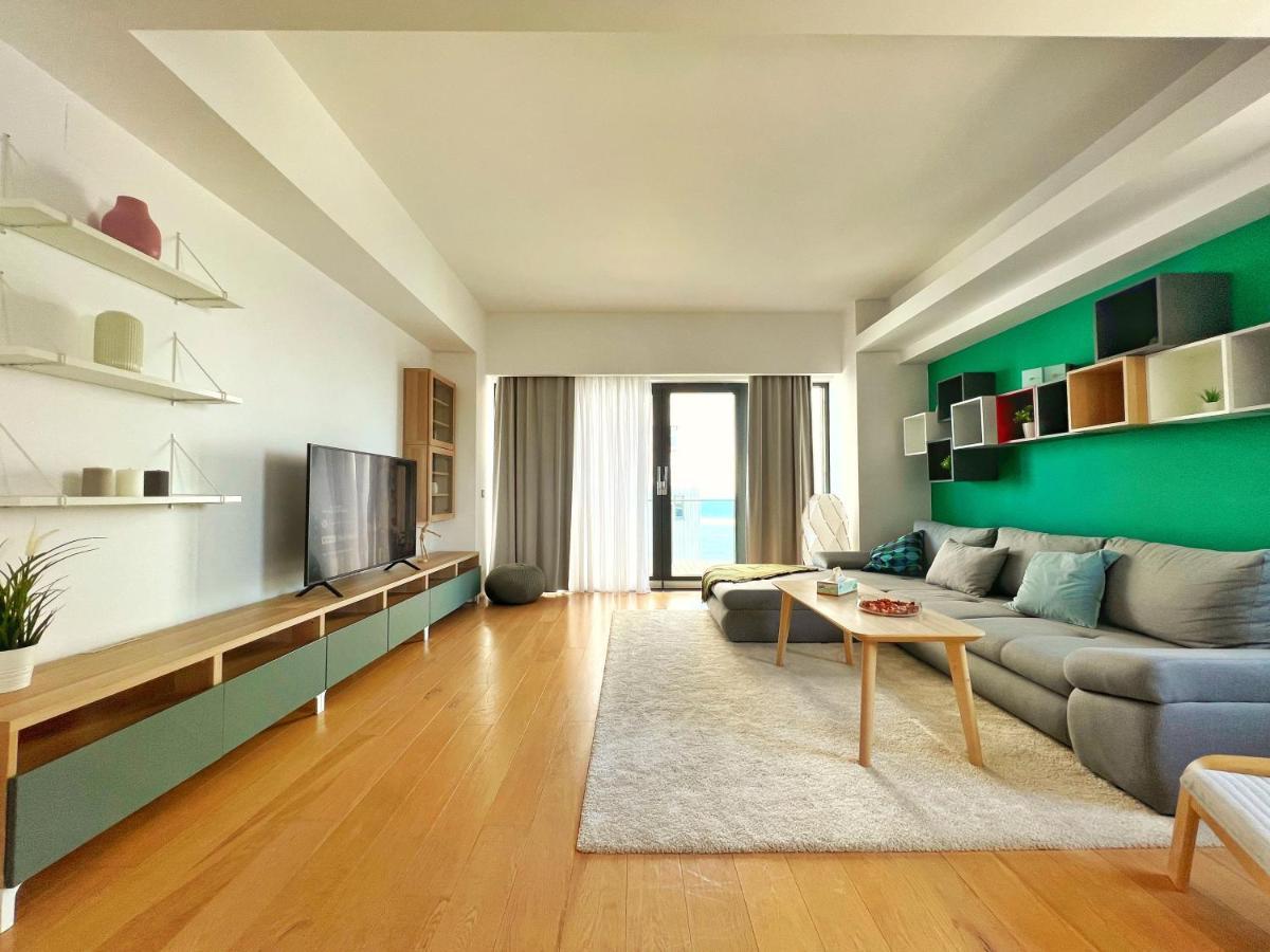 Luxury Beachfront - Quite Area, 100 Sqm Constanţa