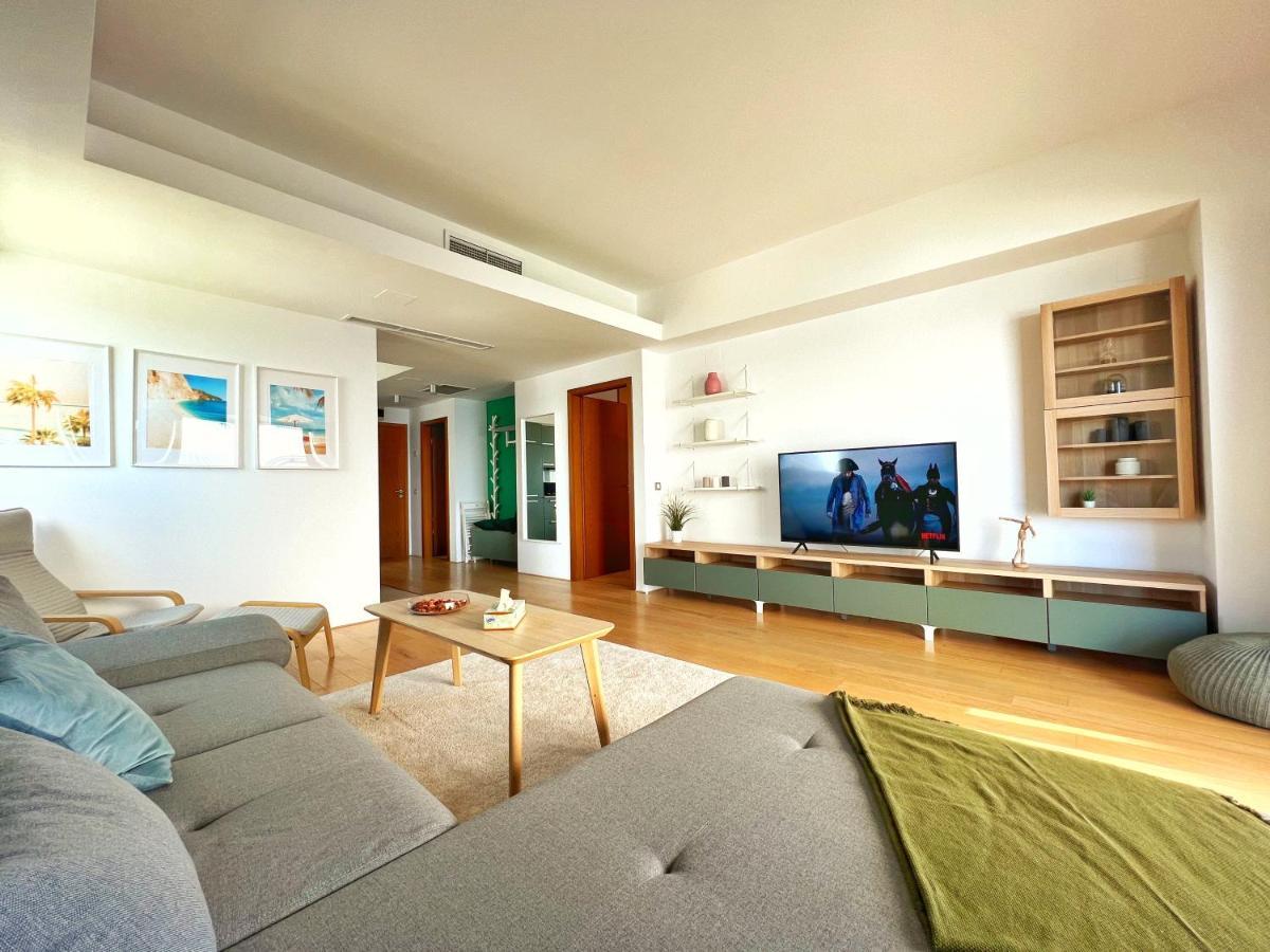 Luxury Beachfront - Quite Area, 100 Sqm Constanţa